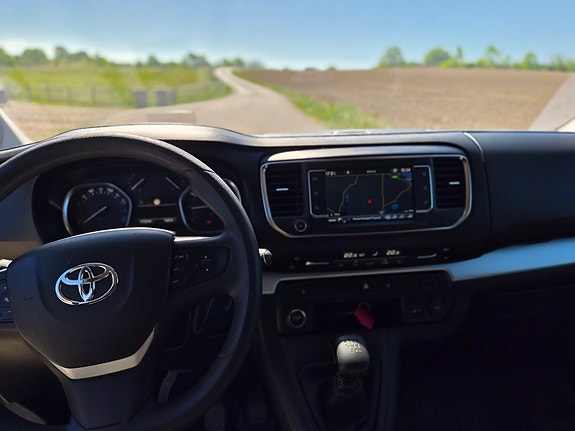Toyota Proace Verso 9 of 13