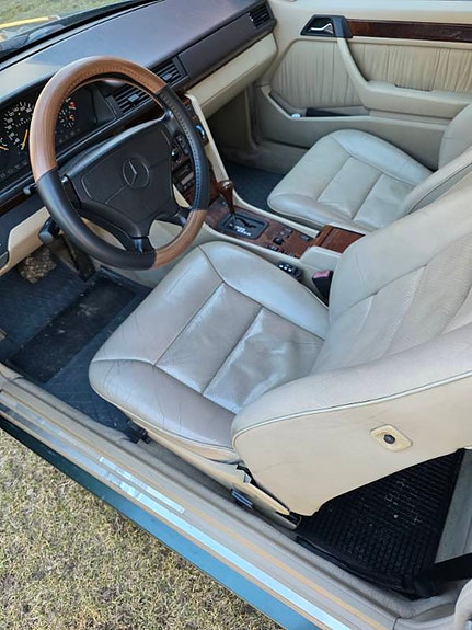 Mercedes-Benz E320 3 of 3