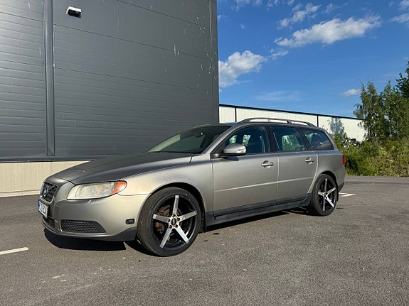 Volvo V70 A-Traktor | Hemleverans | Finans från 744 kr i Mån