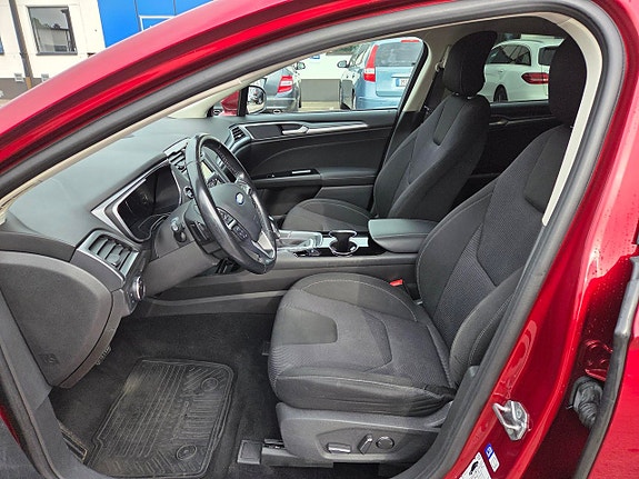 Ford Mondeo 9 of 11