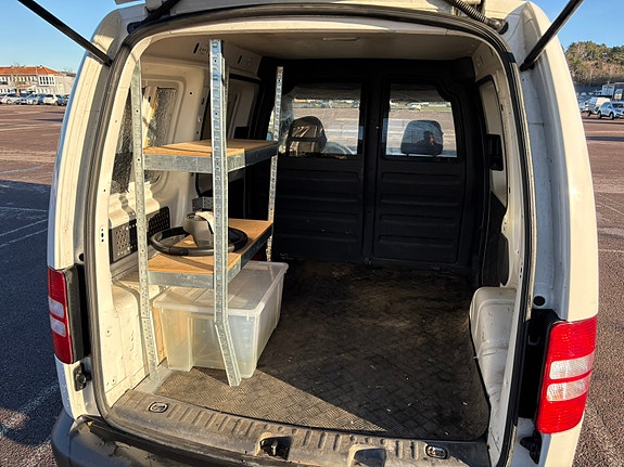 Volkswagen Caddy 5 of 5