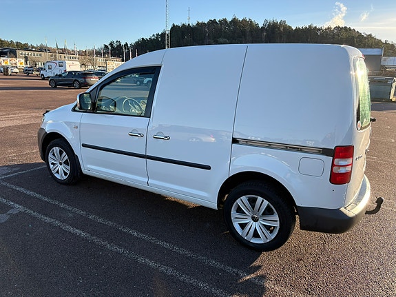 Volkswagen Caddy 2 of 5