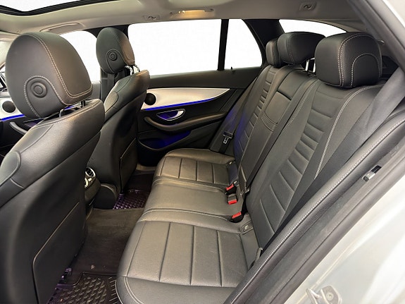 Mercedes-Benz E220 d 29 of 30