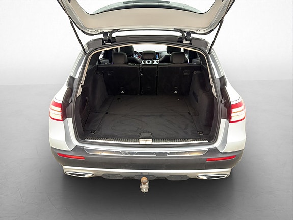 Mercedes-Benz E220 d 30 of 30