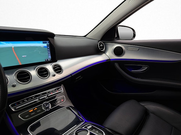 Mercedes-Benz E220 d 24 of 30