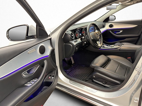 Mercedes-Benz E220 d 11 of 30