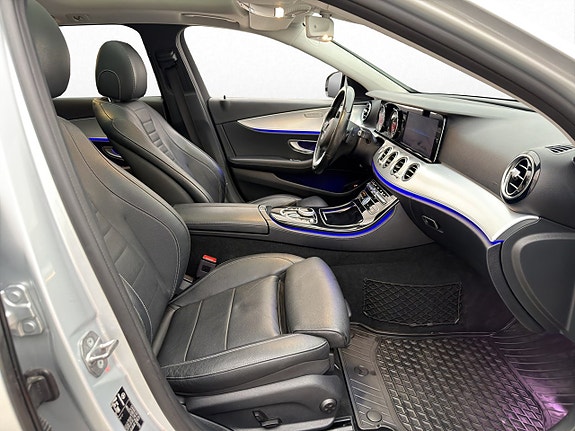 Mercedes-Benz E220 d 27 of 30