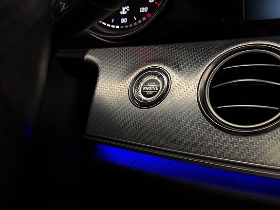 Mercedes-Benz E220 d 18 of 30