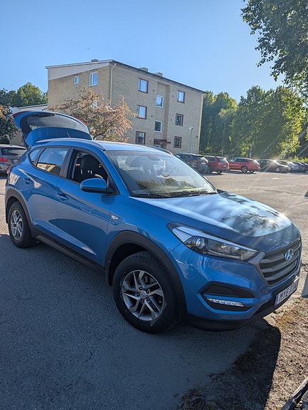 Hyundai Tucson 4 of 5