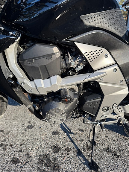 Kawasaki z750 ABS 6 of 6