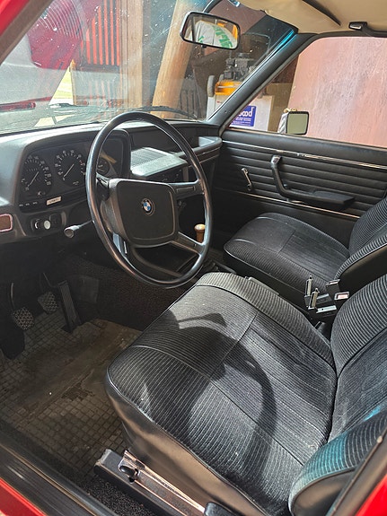 BMW 525 4 of 5