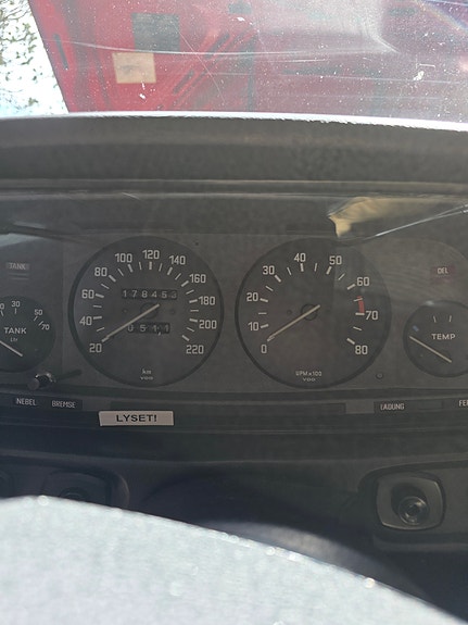 BMW 525 6 of 9
