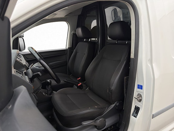 Volkswagen Caddy Maxi 17 of 30