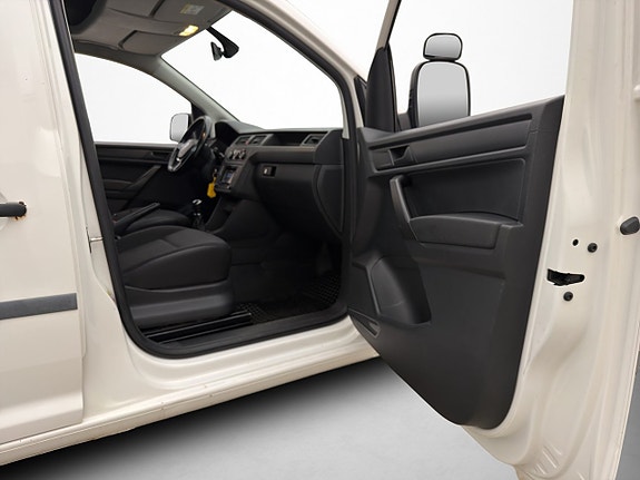 Volkswagen Caddy Maxi 29 of 30