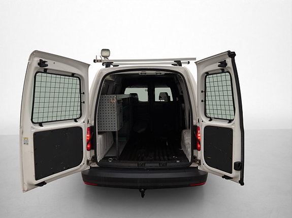 Volkswagen Caddy Maxi 12 of 30