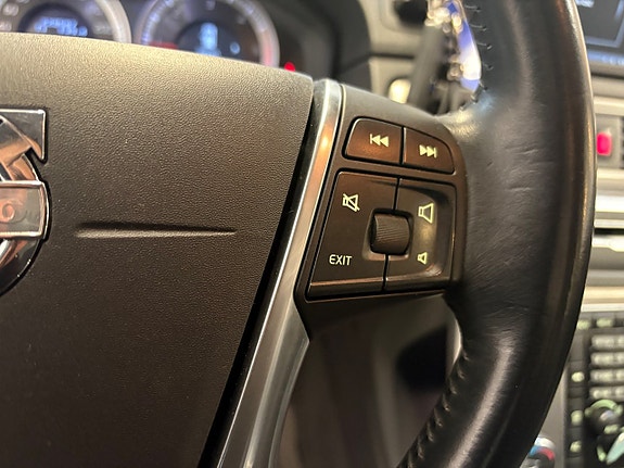 Volvo V70 13 of 23