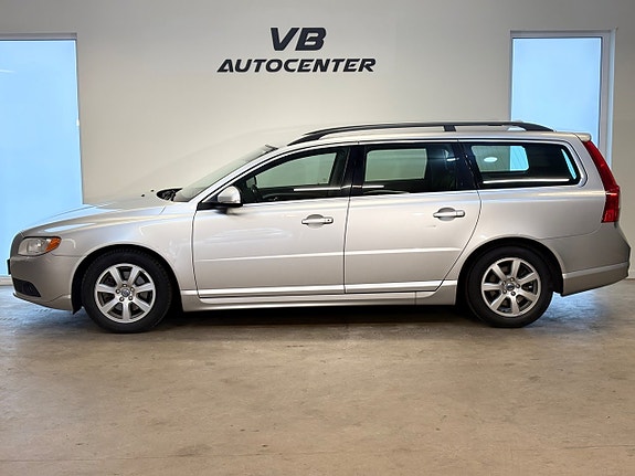 Volvo V70 6 of 23