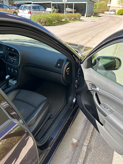 Saab 9-3 8 of 19