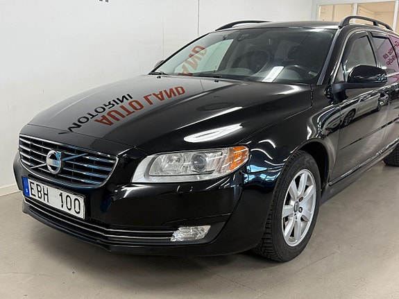 Volvo V70 3 of 25