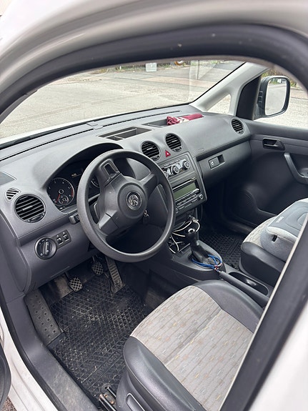Volkswagen Caddy 4 of 5