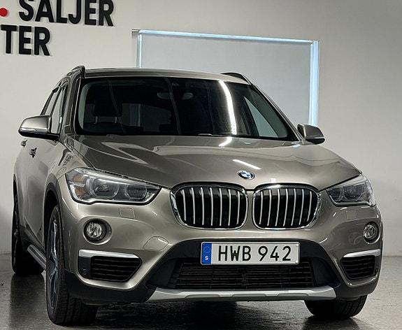 BMW X1 4 of 5