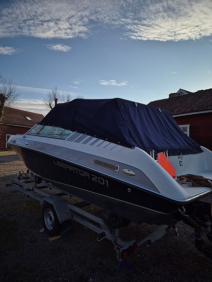 Four Winns Liberator 201 4 of 5