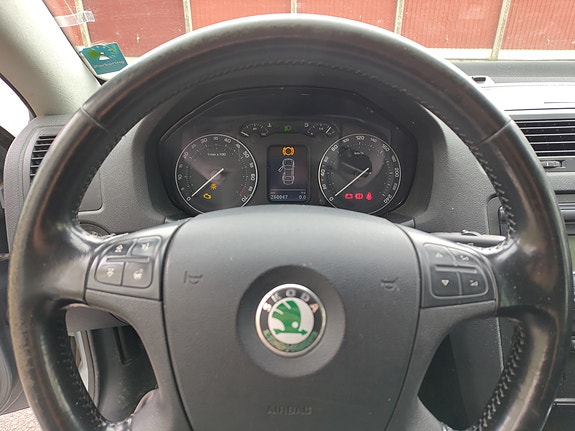 Skoda Octavia 12 of 16