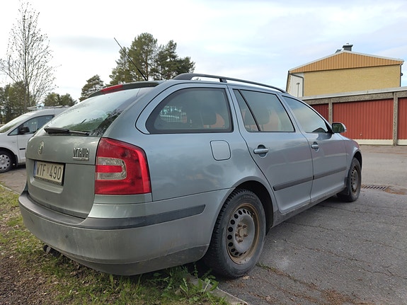 Skoda Octavia 7 of 16
