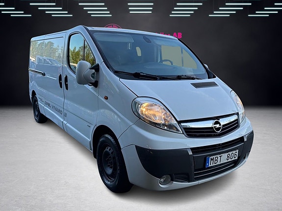Opel Vivaro 5 of 5