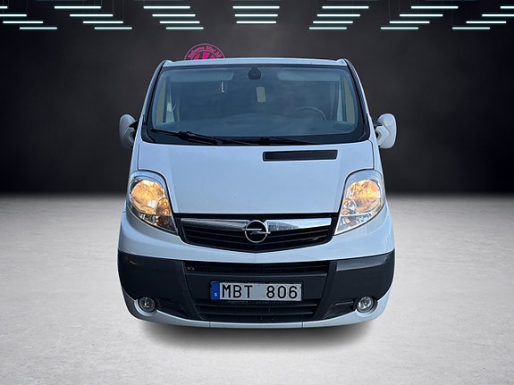 Opel Vivaro 2 of 5
