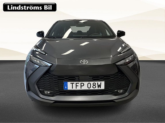 Toyota C-HR 8 of 20