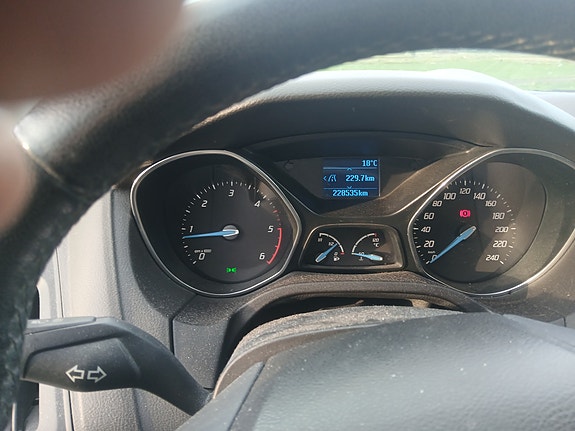 Ford Focus 4 of 5