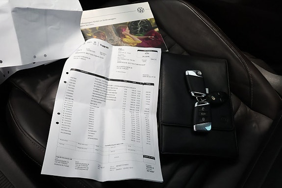 Volkswagen Passat 30 of 30