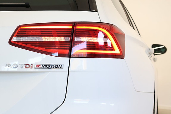 Volkswagen Passat 29 of 30