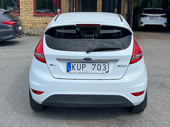 Ford Fiesta 6 of 17