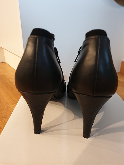 Product image 18 of 20