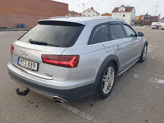 Audi A6 allroad 4 of 5