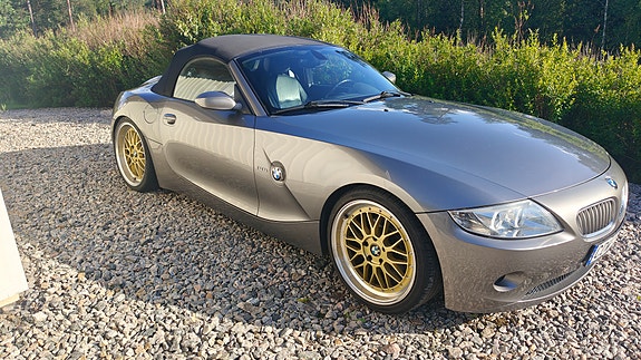 BMW Z4 3 of 5