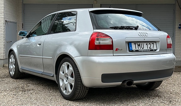 Audi S3 4 of 5