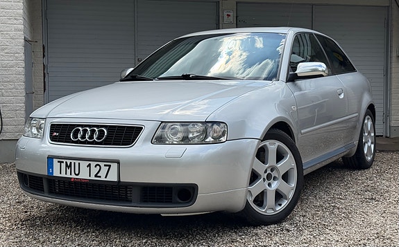 Audi S3 2 of 5