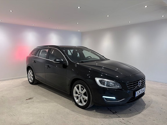 Volvo V60 3 of 5