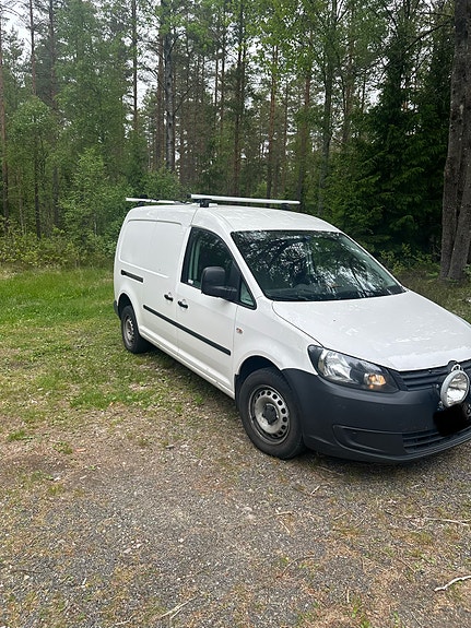 Volkswagen Caddy Maxi 2 of 5