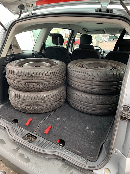 Ford S-MAX 12 of 12