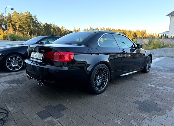 BMW M3 4 of 5