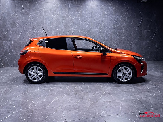 Renault Clio 8 of 29