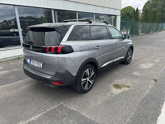 Peugeot 5008 4 of 5