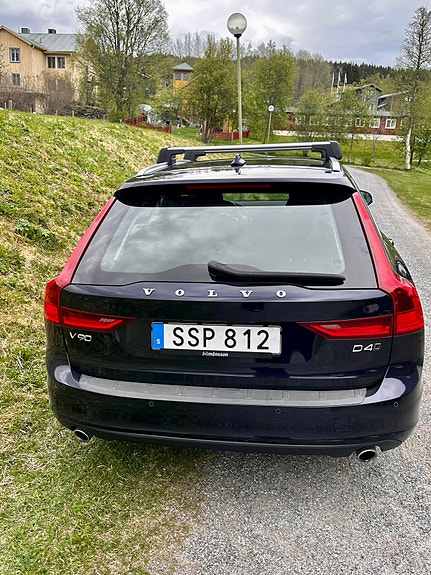 Volvo V90 3 of 5