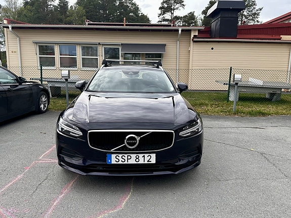 Volvo V90 4 of 5