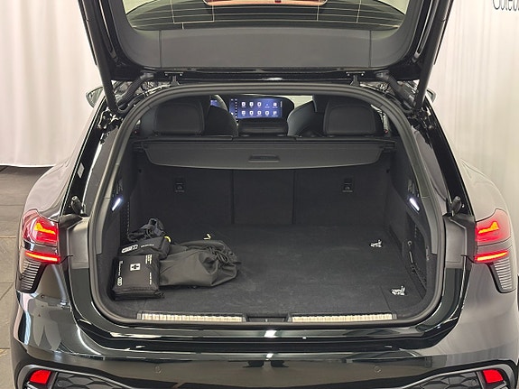 Audi A6 12 of 14