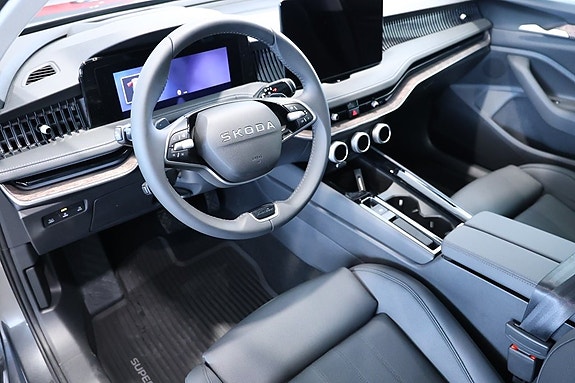 Skoda Superb 5 of 5